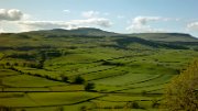 P1020510 * Ingleborough * 3648 x 2056 * (3.74MB)